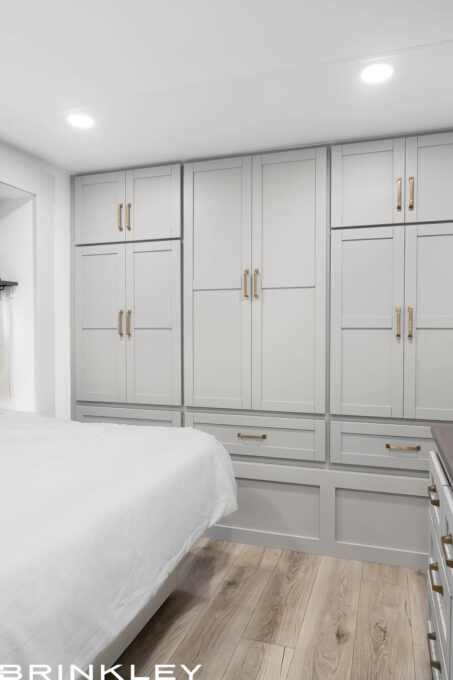 84" Of Head Room Throughout