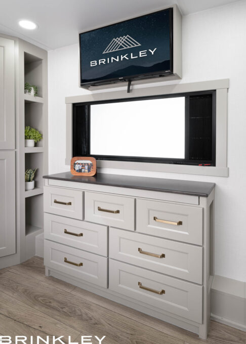 Model Gx 3500x Fifth Wheels Bedroom Dresser TV 2026 Brinkley RV 0695