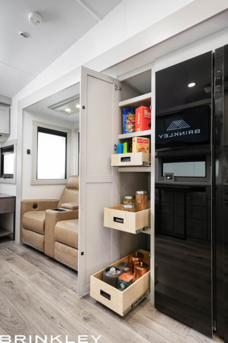 Large Pantry w/ Outlets