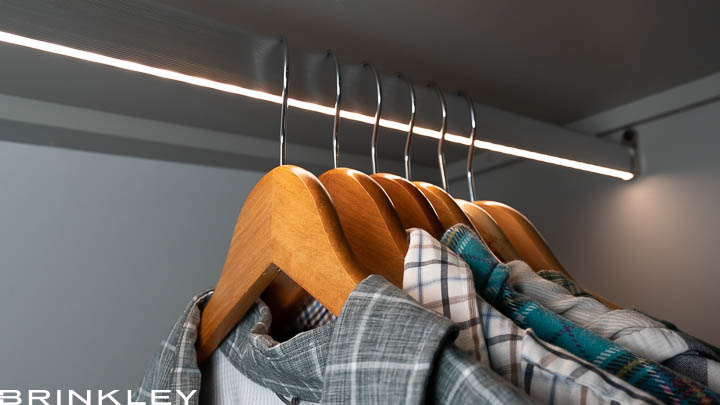 Luxury Fifth Wheels Int Bedroom Closet Rod LEDs 00706