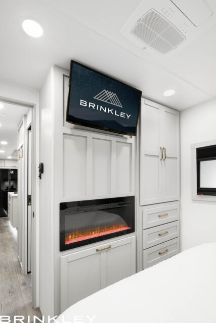 2025 Model Z AIR 285 Bedroom TV Fireplace 7134 EARLY 2025 PREVIEW