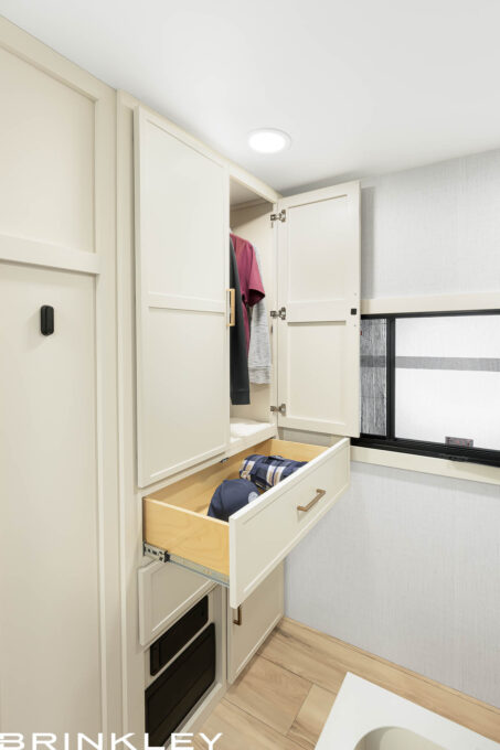 Adaptable RV Wardrobe Storage