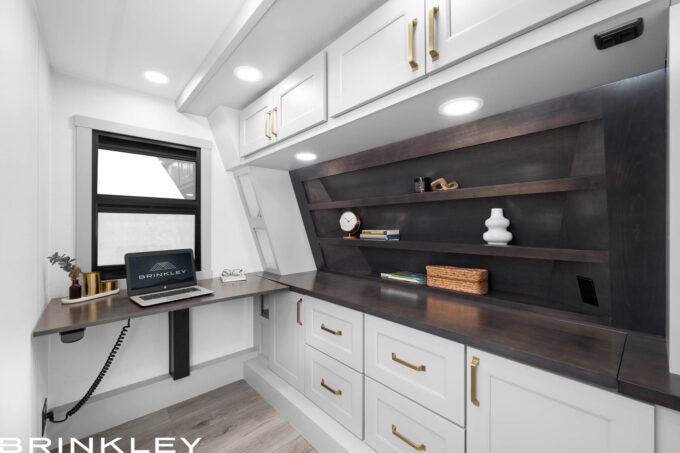 Fifth Wheel Private Office Space